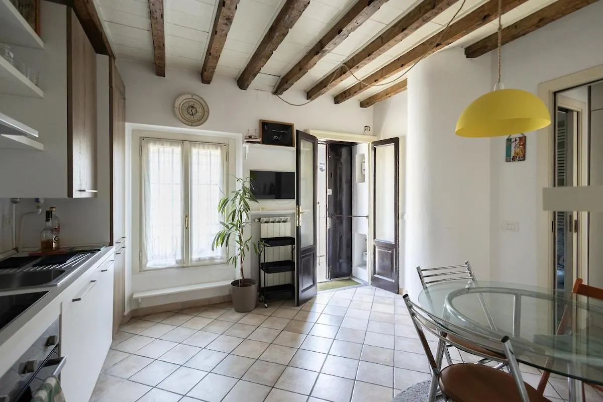 Appartement Elegant Naviglio Cool Area Large 5 Pax With Elevator à Milan 0*,  Italie